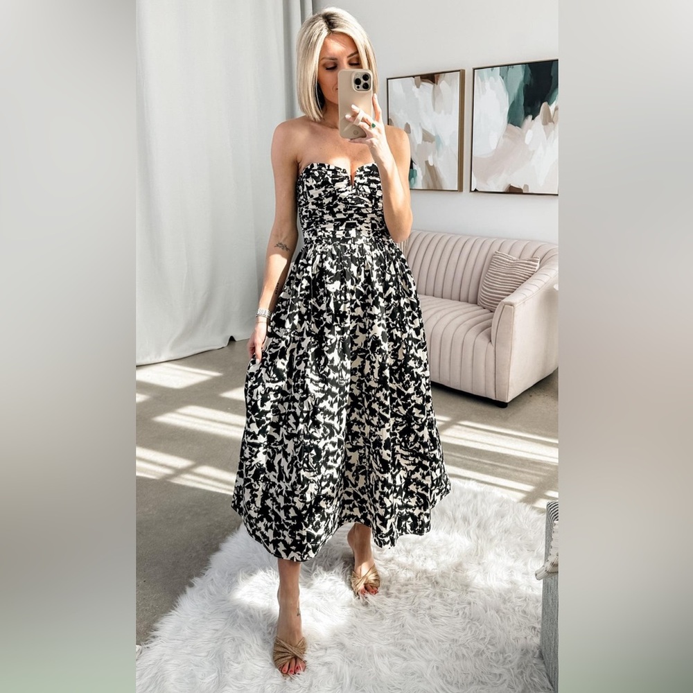 H&M Patterned Strapless Dress Size S